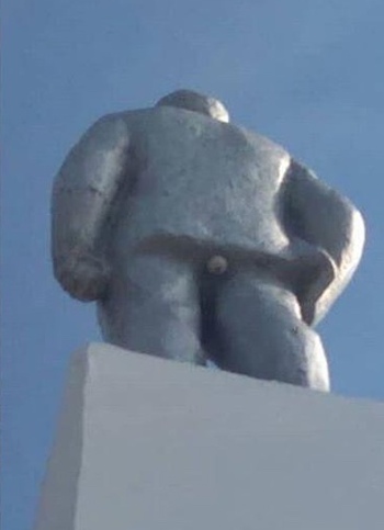 Фотография памятника Ленину