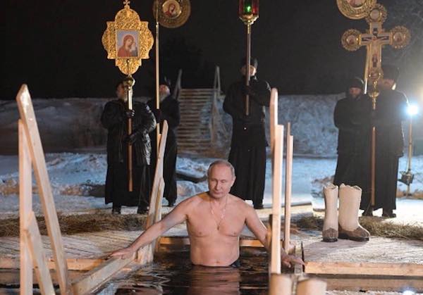 Путин в проруби